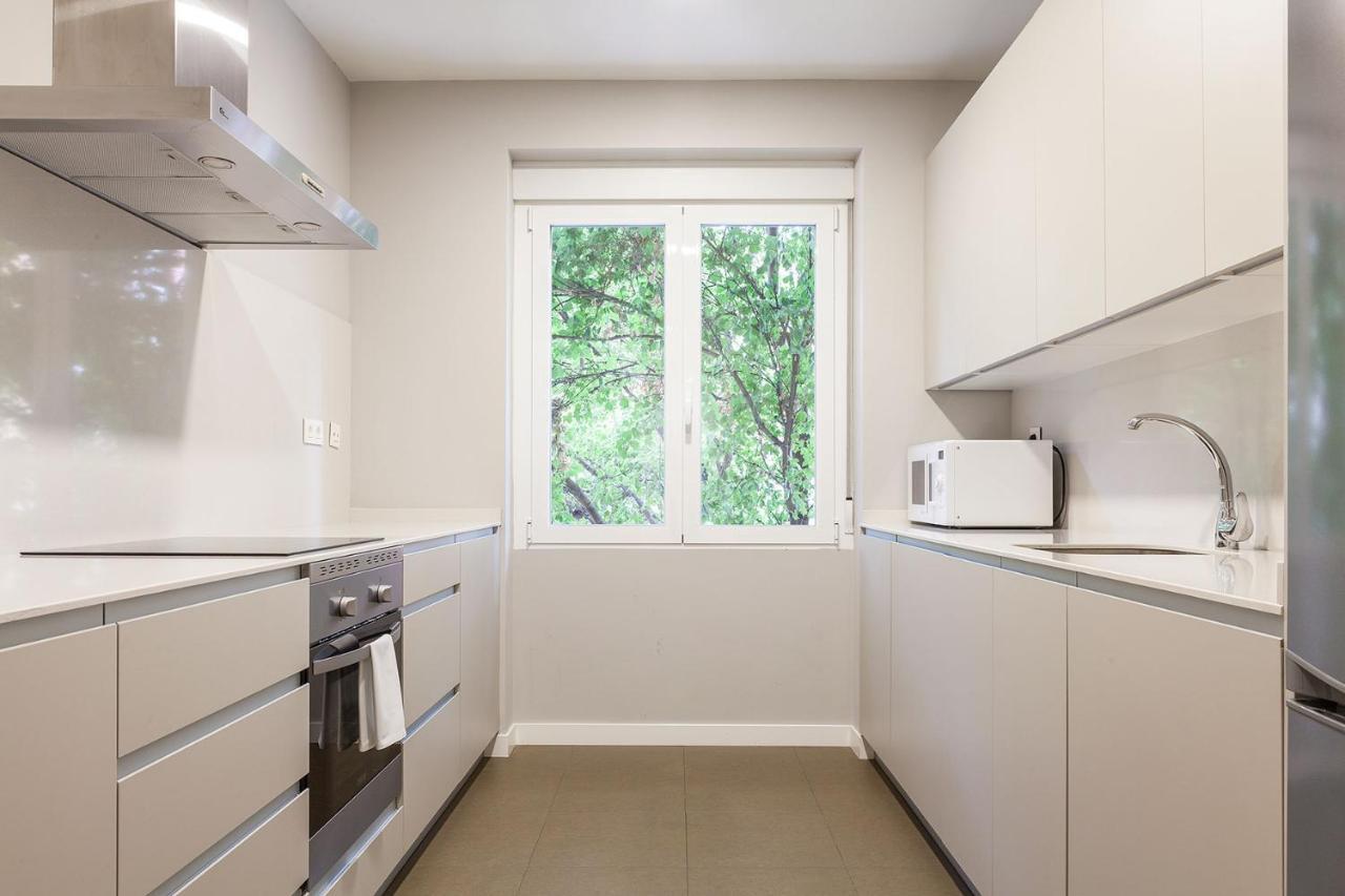 Canaan Boutique Apartments Мадрид Екстериор снимка